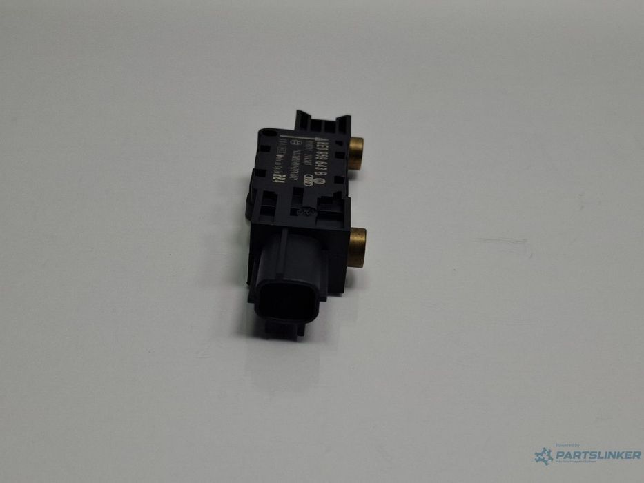 Senzor impact AUDI A4 III Avant 8ED, B7 2004 - 2008 TDI BKE, BRB 8E0959643B