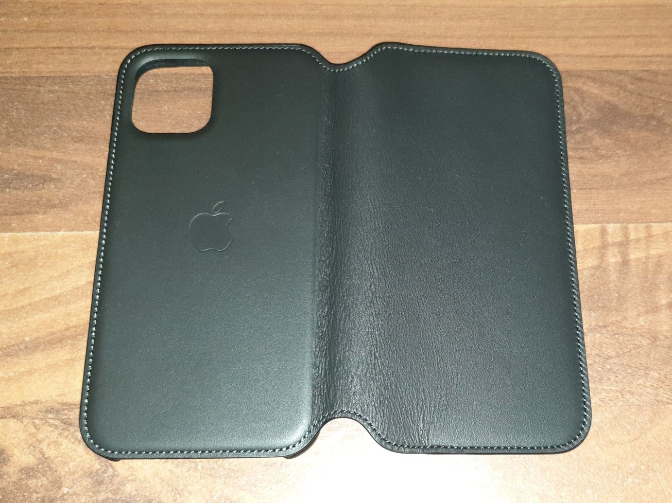 Husa flip smart activa originala Apple Leather Folio iPhone 11 Pro