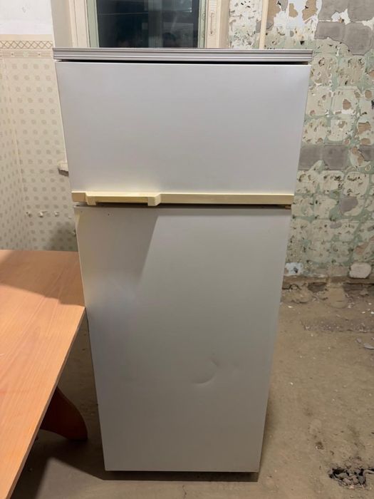 Холодильник продам