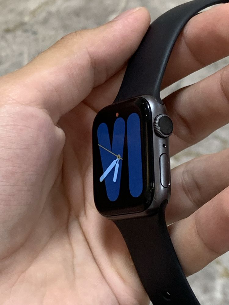 Apple watch 4/40 Ideaaal Arzonga