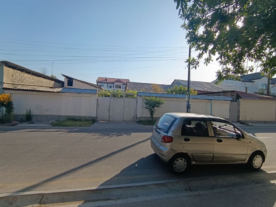 Срочно Продается жилой участок  10 комнатна карасу 6, 75.000 за соток
