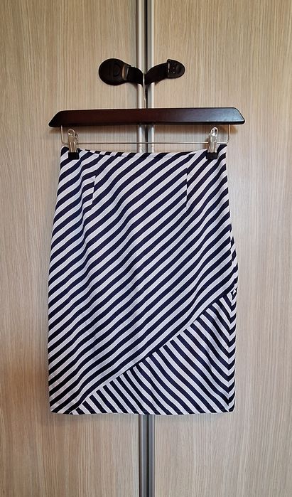 Fusta din satin Mohito 34