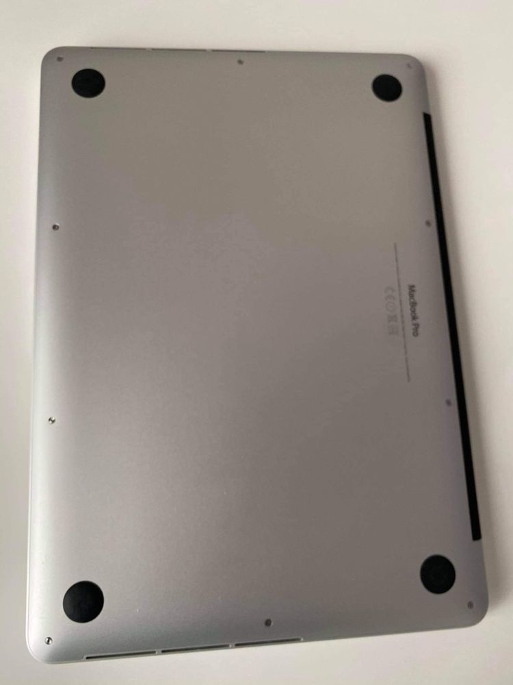 MacBook цена 650лв