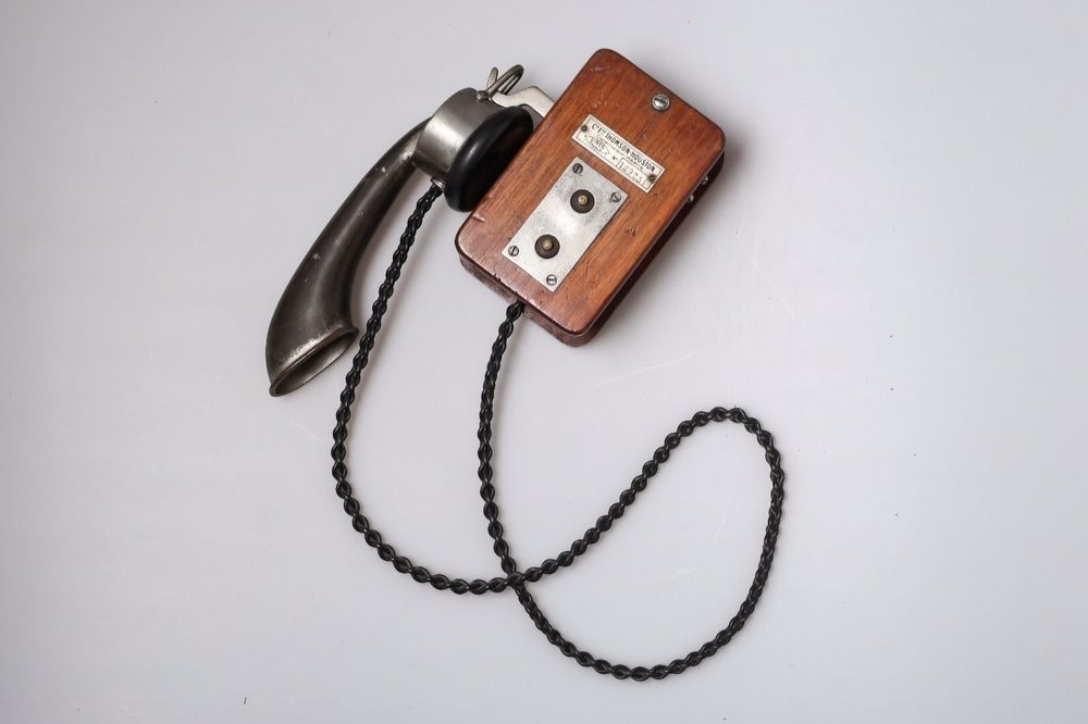 Telefon inceput de secol XX