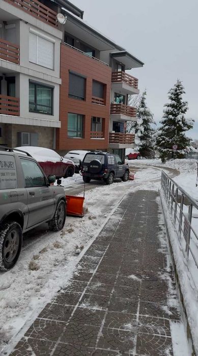 Снегопочистване от Mr. Donchev