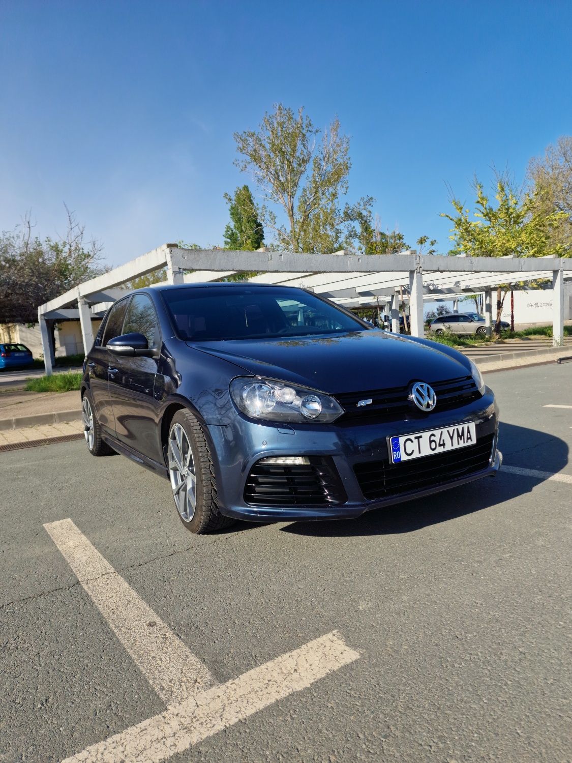 Vw Golf VI 2.0tdi pachet r20