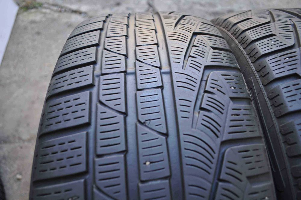 SET 4 Anvelope Iarna 235/50 R19 PIRELLI SottoZero Winter 210 Serie 2 1