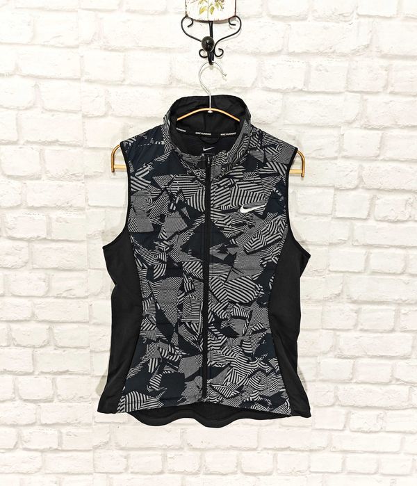 NIKE Оригинална дамска грейка / Яке Размер М