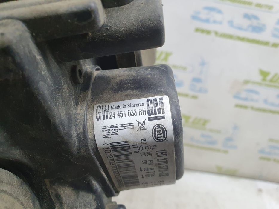 Far dreapta Opel Astra H [2004 - 2007] 1.9 cdti Z19DT
