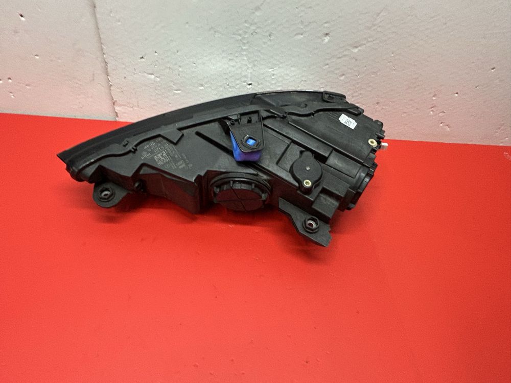 Far Audi A3 8v0 bi xenon 2015-2018 dreapta
