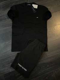 Complee barbati Tommy

Negru   XL 
Alb  cu pantslon scurt S M L XL 

1