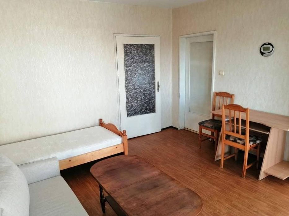 Дава се под наем Едностаен апартамент в Бургас, Възраждане - 42 кв.м за 204 € - Снимка #1