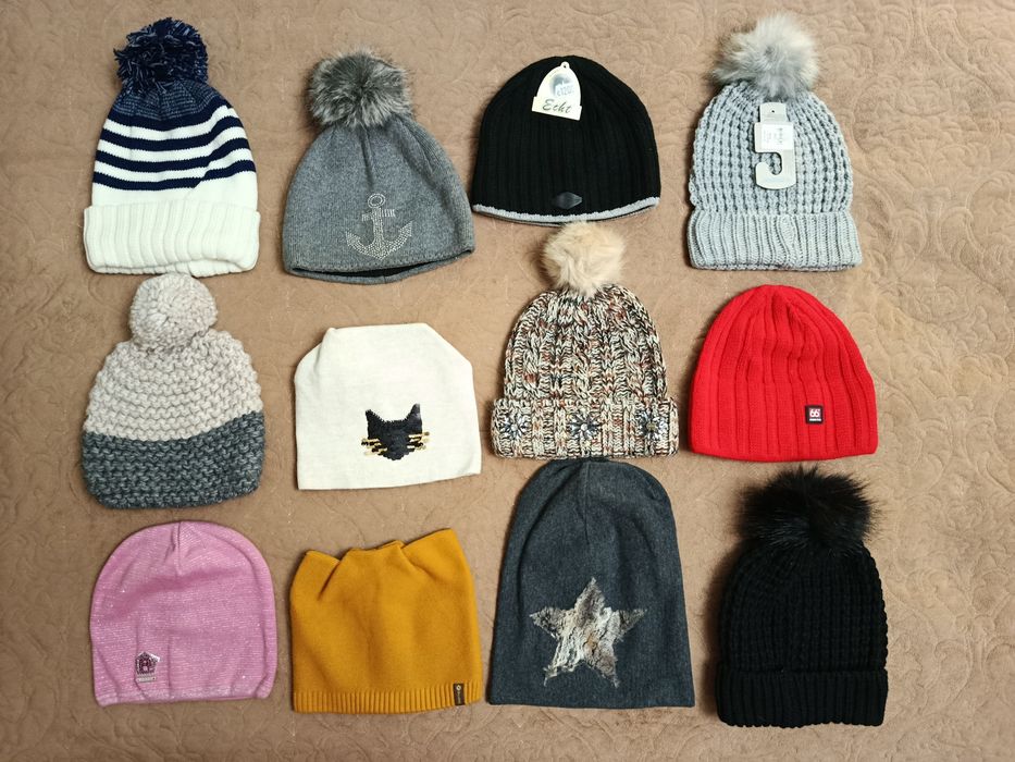 Шапки женские. Новые. За все 5000т.