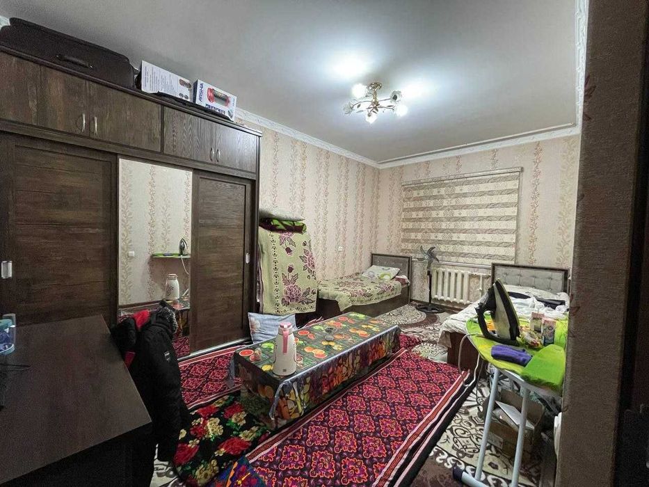 Чиланзар - 15 кв 4/5/5  под евроремонт всё раздельное балк 2х6,  82 м2