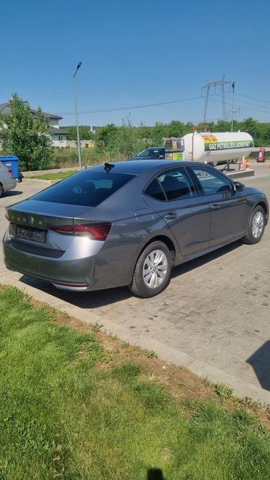 Skoda octavia 1.5 Mhev 150cp 2025