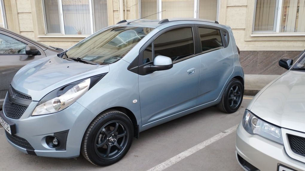 Chevrolet  spark