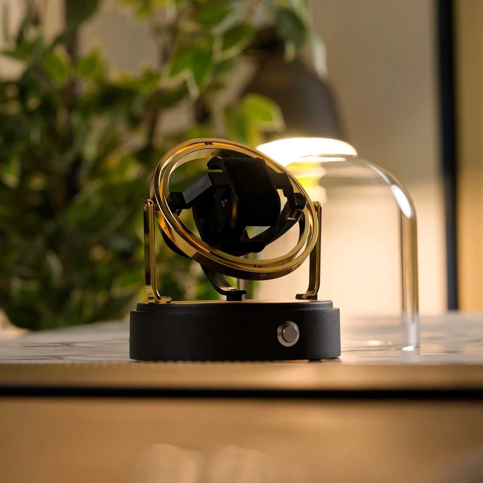 Виндер для часов Gyroscope Single Slot Watch Winder - Saturn