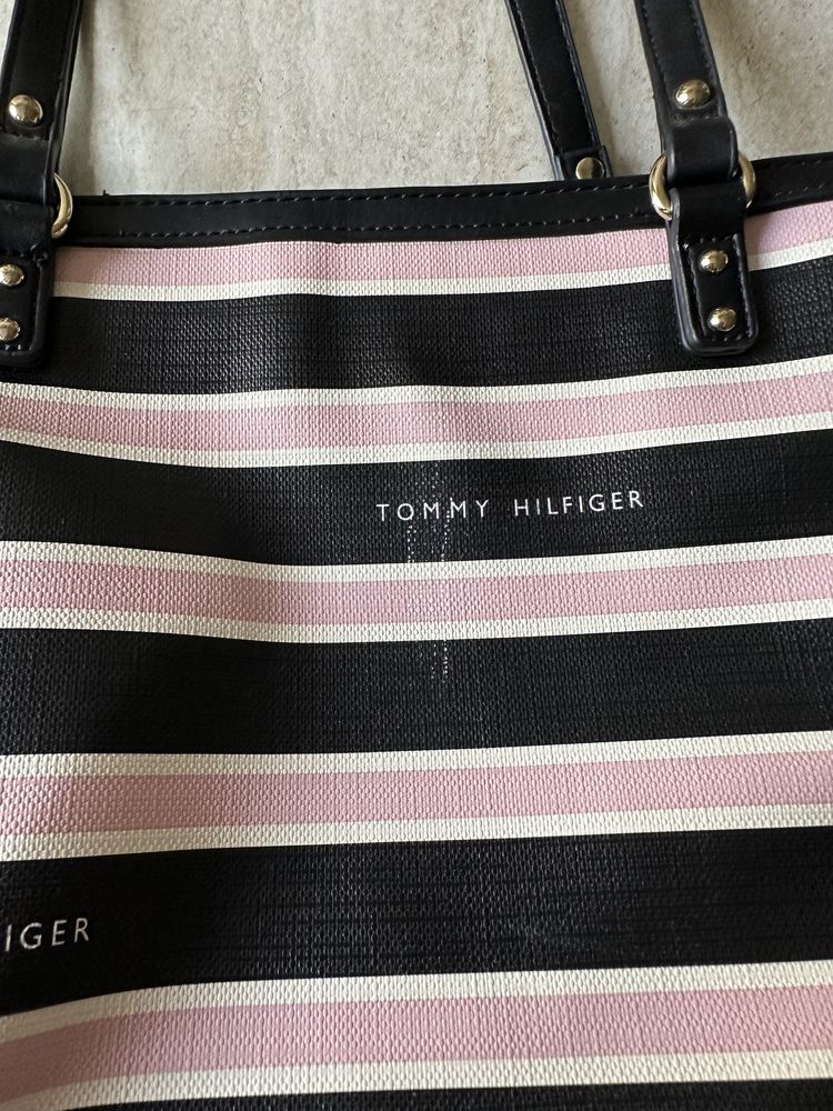 Geanta Tommy Hilfiger