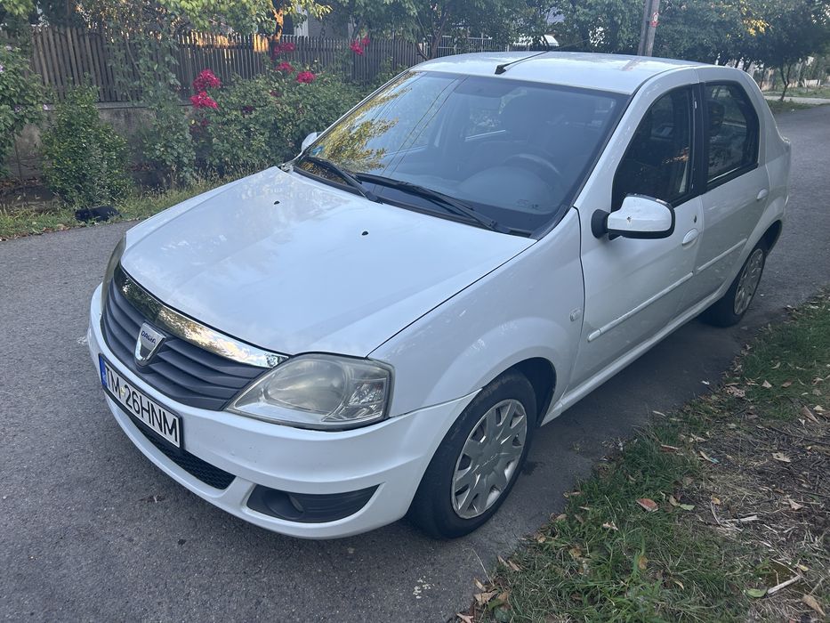 Vand Dacia LOGAN GPL 2010 pret FIX