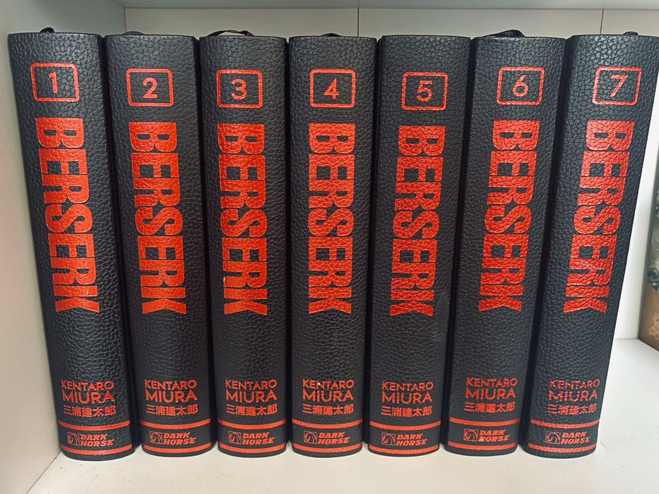 Berserk Deluxe манга с отстъпки