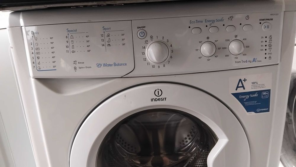 Пералня Indesit 5kg slim