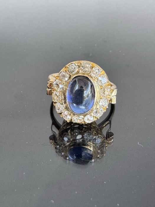 Inel din aur 18 k, safir si diamante