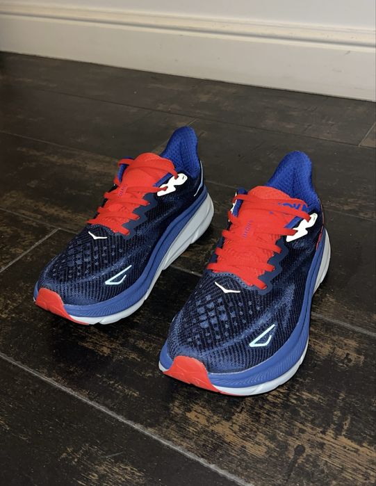 Adidași Sport de Alergare HOKA Clifton Culoare Navy/Roșu Mărimea 40-41