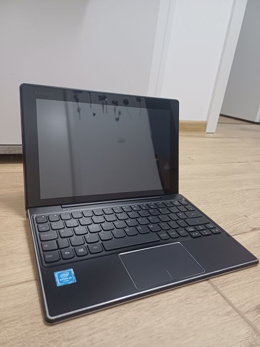 Lenovo Miix 310 cu Touchscreen