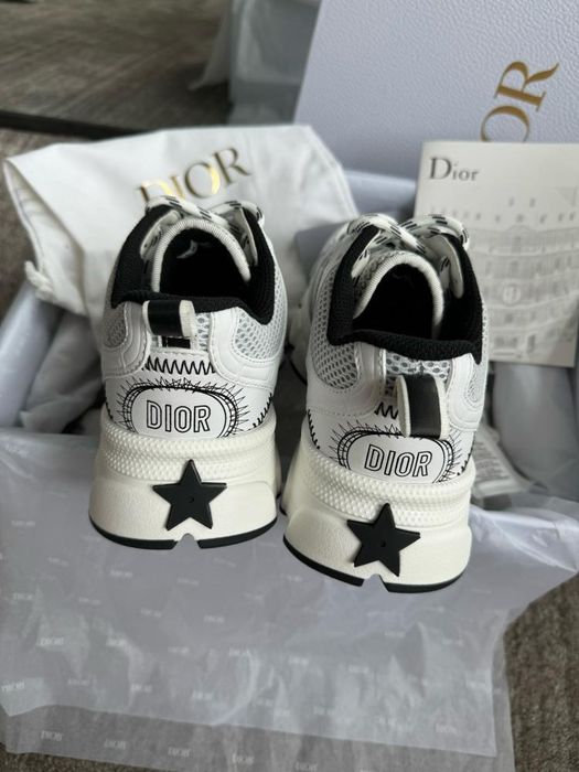 Adidasi DIOR mărimea 38