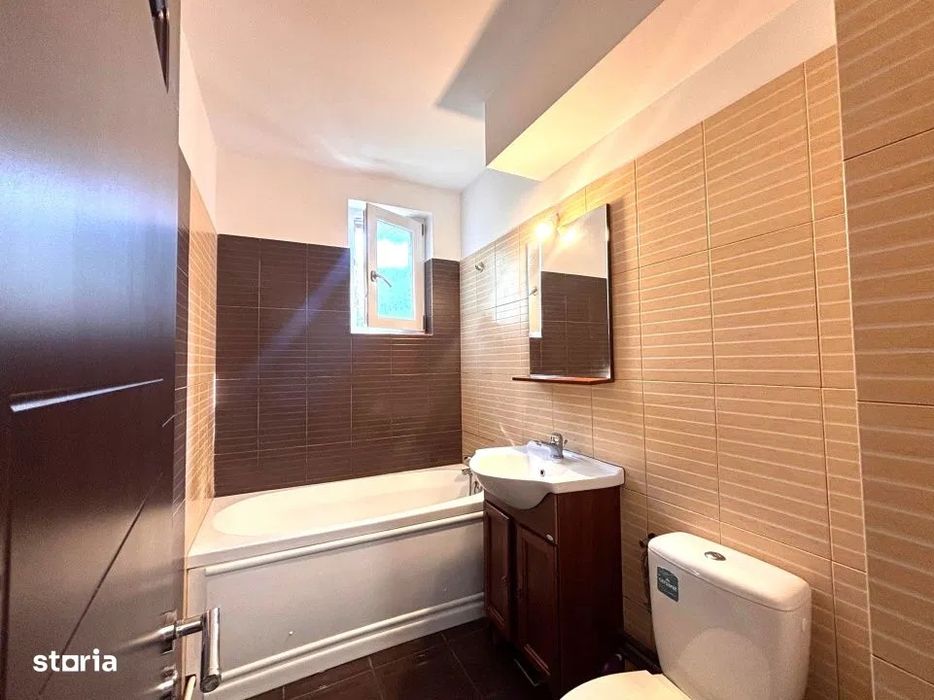 Vand apartament renovat et 1