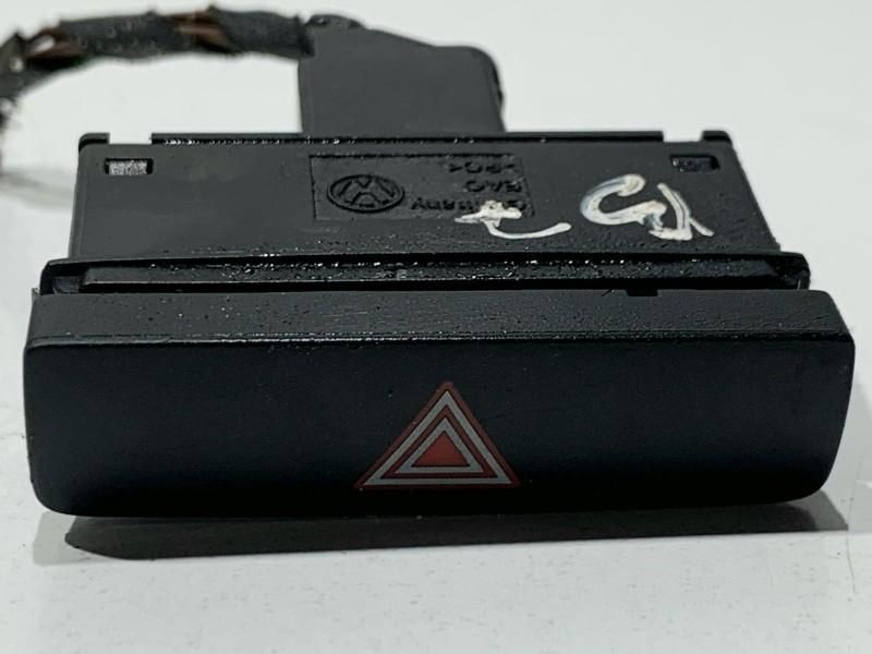 Buton avarie Volkswagen Passat B7 (2010-2014) 3AA953509