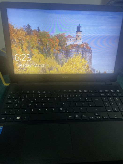 Laptop Acer i3 gen 4, 500GB