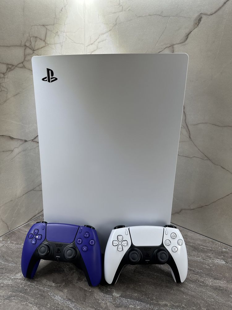 ГАРАНЦИОНЕН! PlayStation 5 с два джойстика