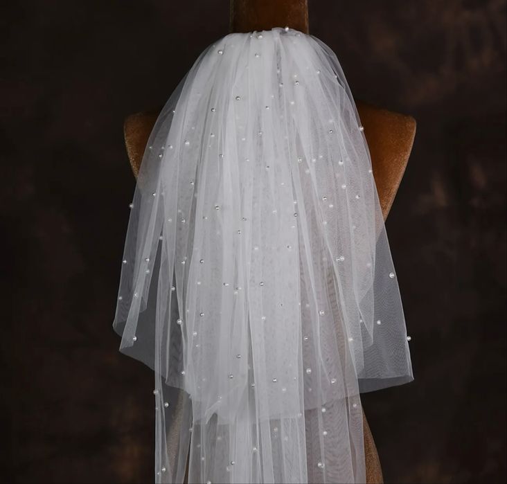 Voal cu perle si sclipici