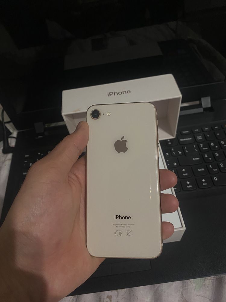 iPhone 8, Айфон 8(64 gb) срочно сатылады! Саудасы бар!