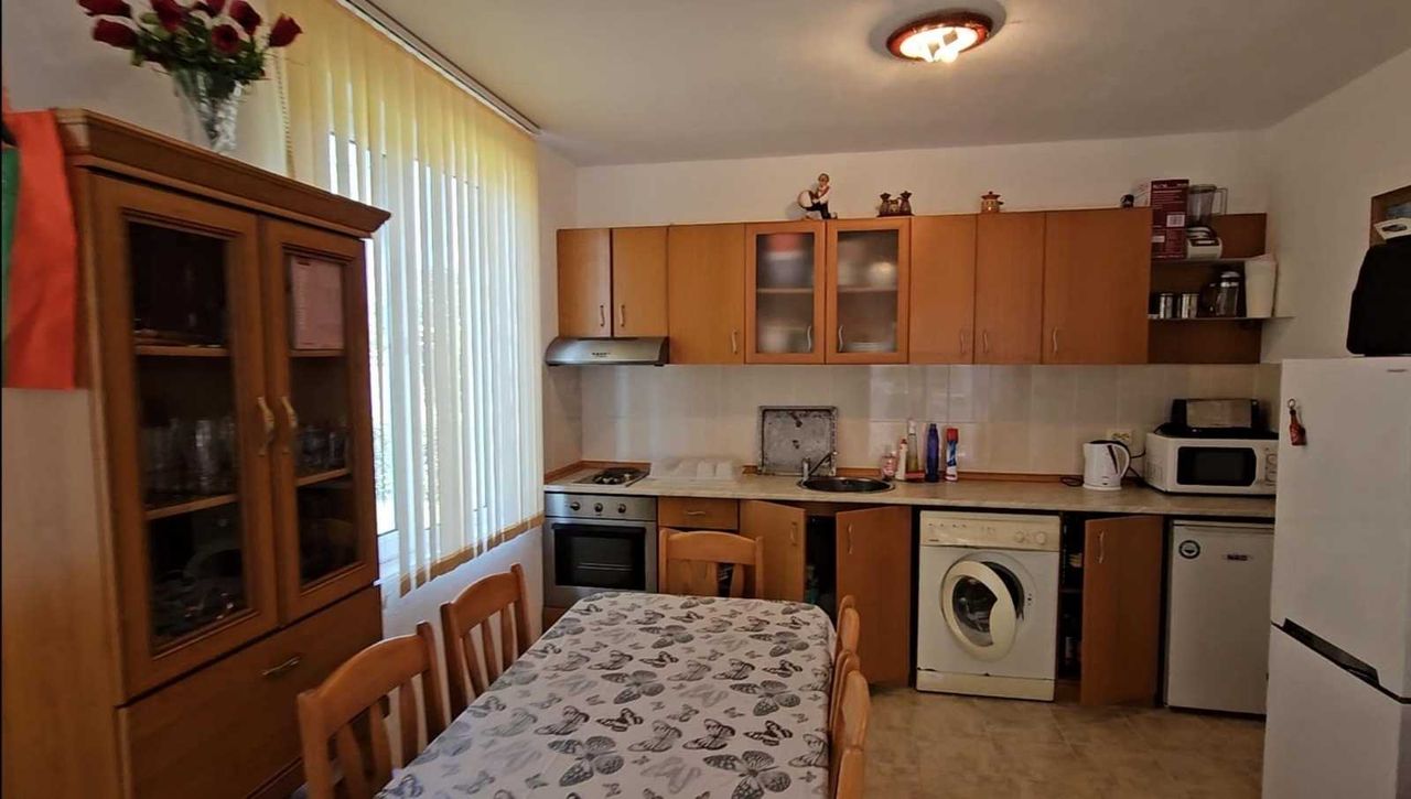 Продава се Къща в с. Гюльовца, Област Бургас - 90 кв.м за 1300 €/кв.м - Снимка #7