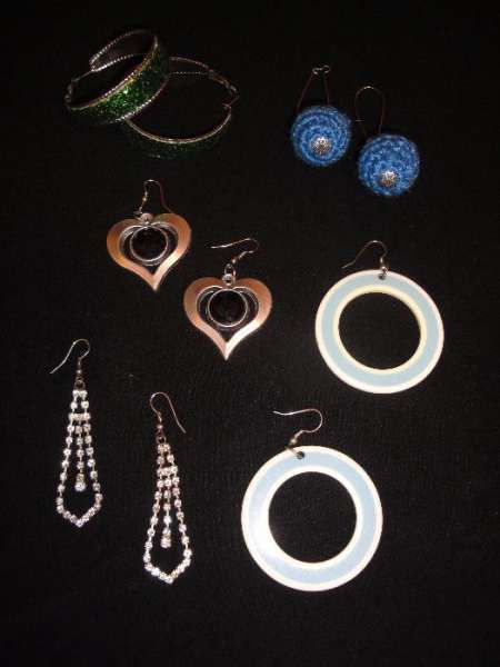 Нови и винтидж (vintage) дамски обици / обеци по 5 лв., бижу, бижута