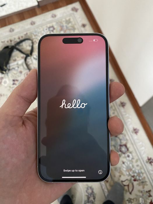 продается iphone 15