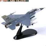 Macheta avion metalica F-16D USAF Mig Killer 92 scara 1:72 21cm
