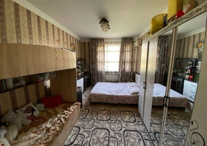 Чиланзар 19 КВ Зеркалка  СРОЧНА СОТИЛАДИ.50.500$.2/4/4.48М²