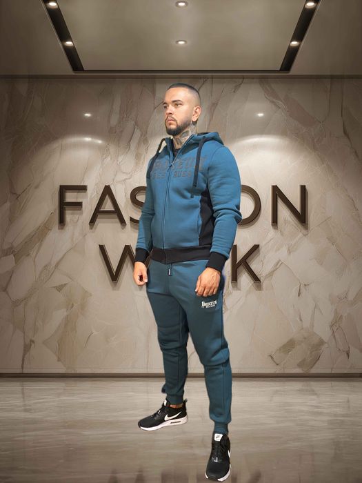 Trening sezon rece nou cu etichete! Original 100%! Transport verificat