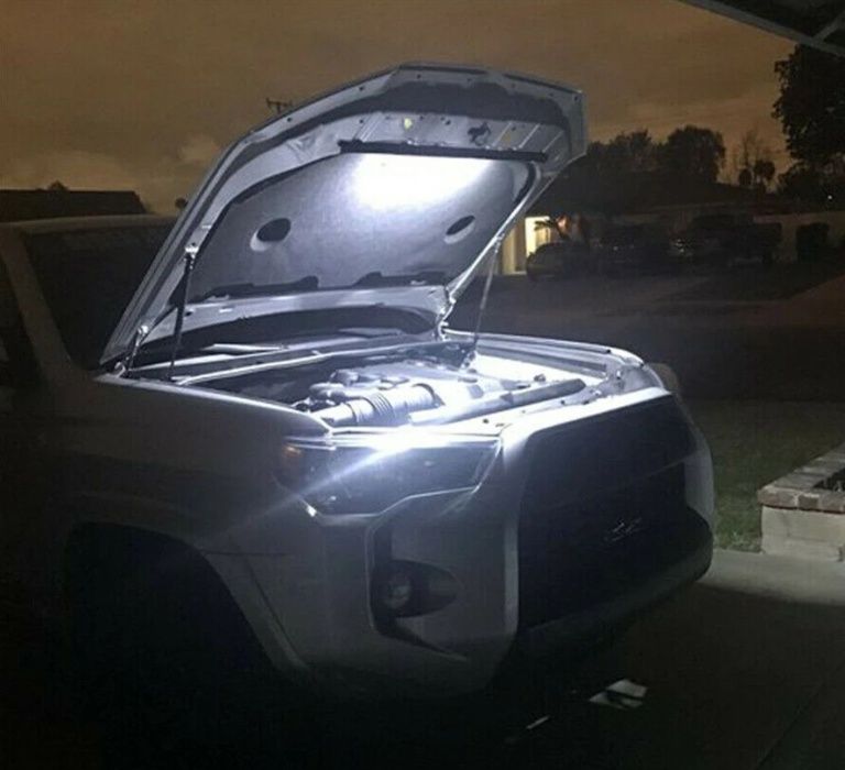 Lampa led iluminare motor automata on/off universala