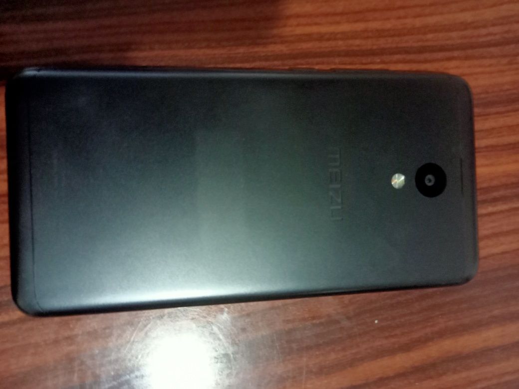 Meizu m6 sotiladi kelishamiz