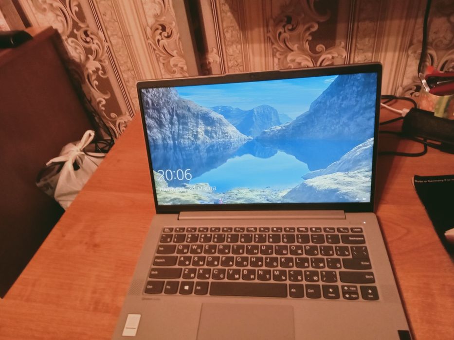 Продам ноутбук Lenovo