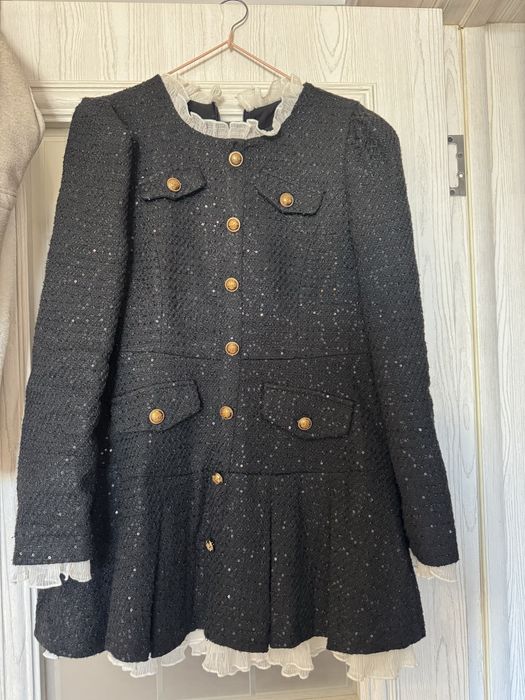 Женская одежда.