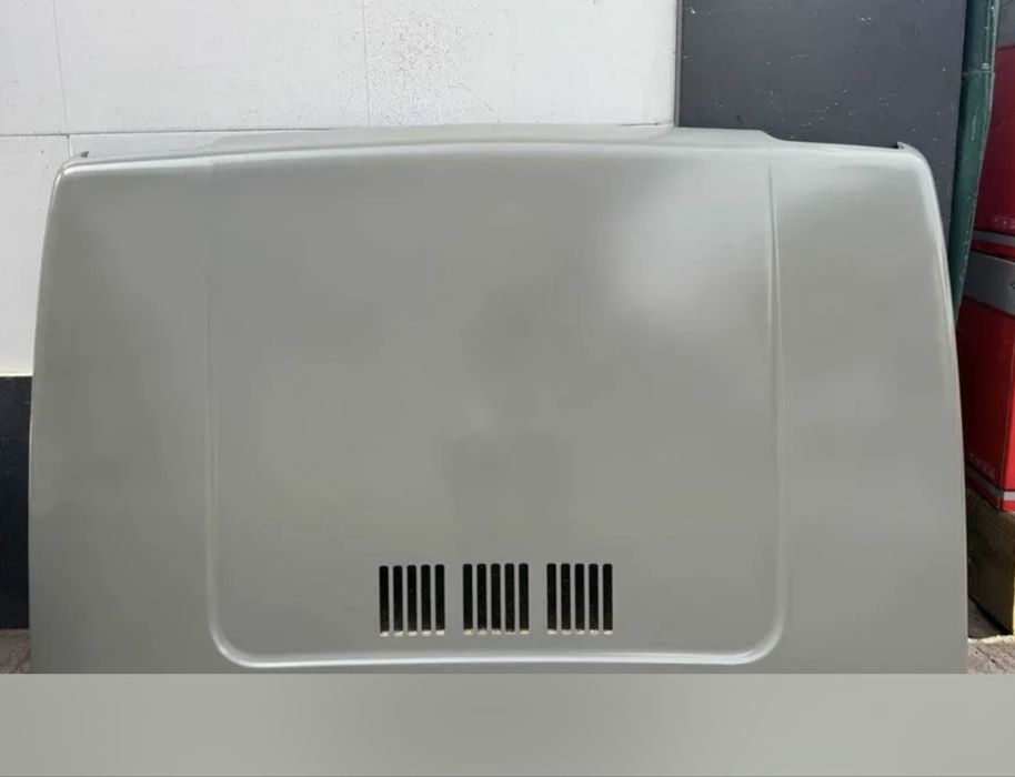 Lada niva kapot sotiladi