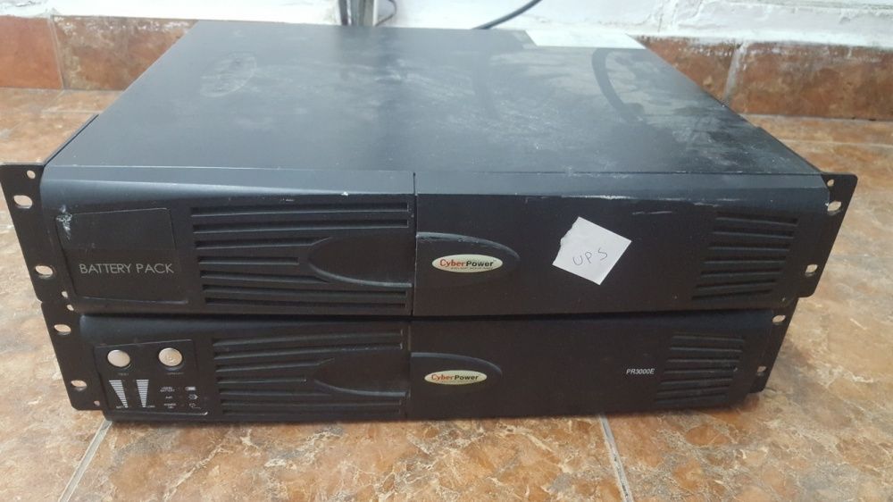 UPS CyberPower PR3000E + battery pack (FARA baterii / acumulatori)