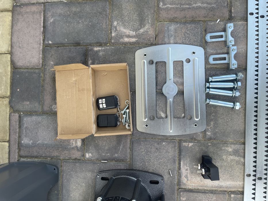 Motor 1200kg poarta autoportanta