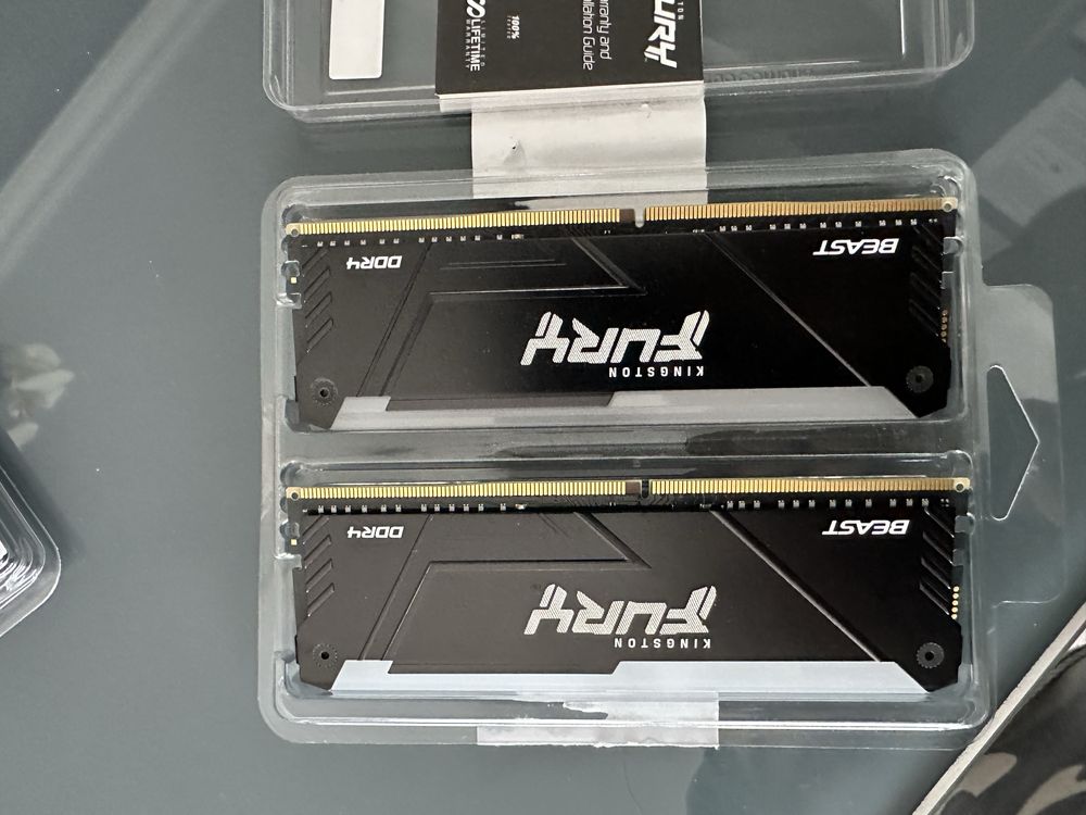 Оперативна памет Kingston - FURY Beast RGB, 64GB, DDR4, 3600MHz