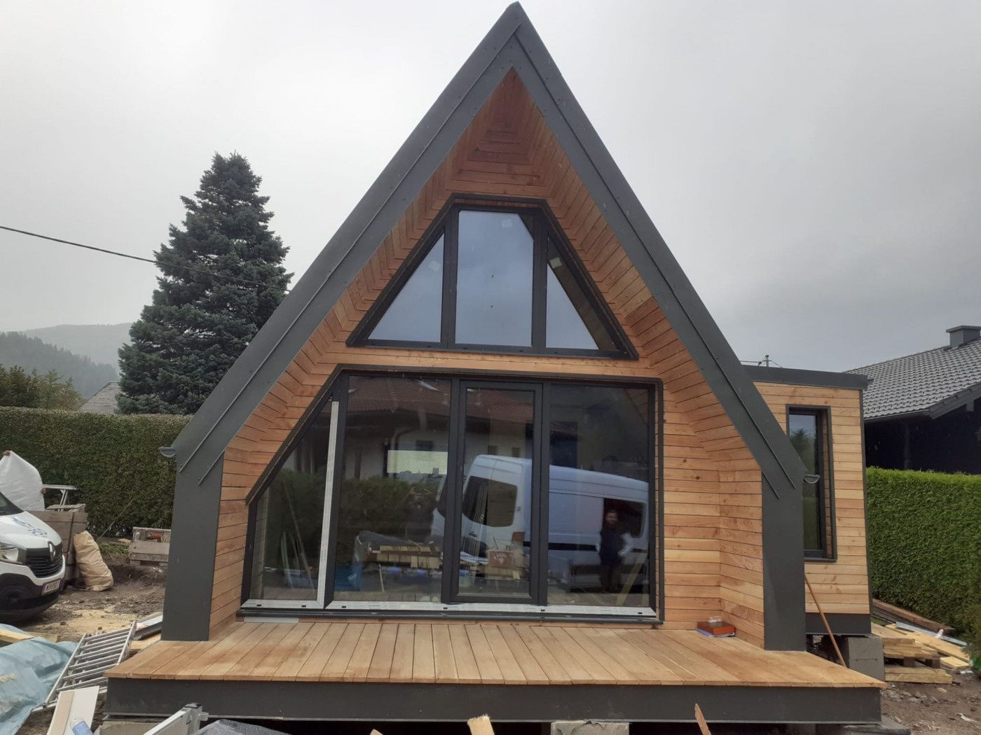 Cabane stil A Frame si case din structura de lemn, dimensiuni in funct